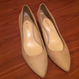 Gianni Bini - Suede Heels (size 6M)
