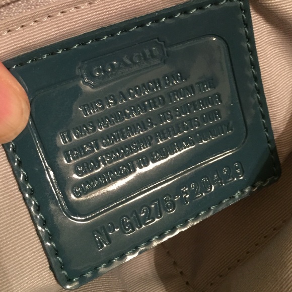 *SOLD* Coach Handbag, Mint Condition! - Picture 4 of 4