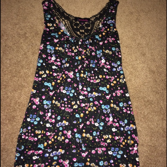 floral tank top