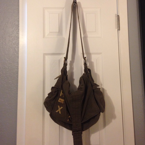 Roxy shoulder bag
