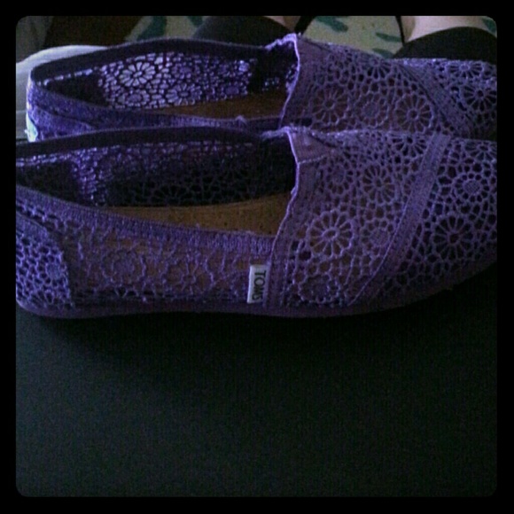 Purpl crochet toms!