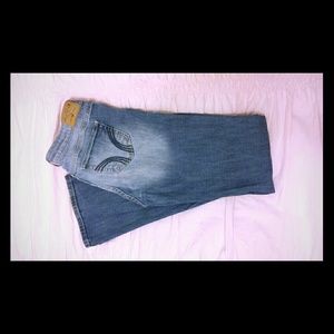 Like New Holister Jeans size 5R faded wash