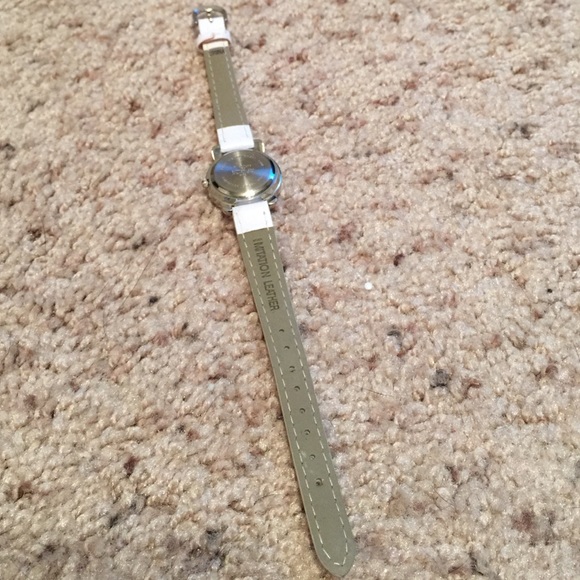 Watch - Picture 3 of 4