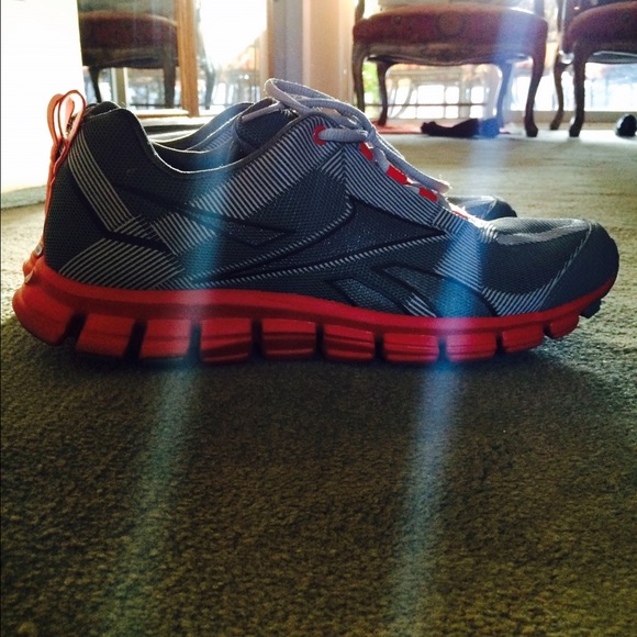 Reebok running shoes barely worn