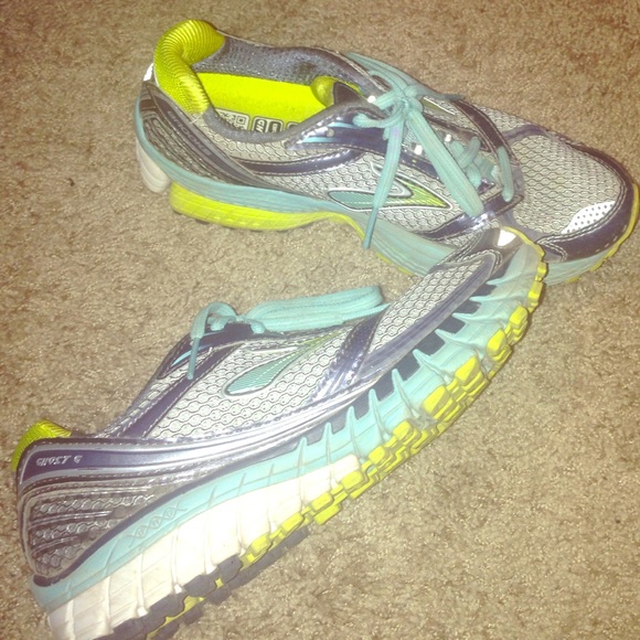 Brooks Ghost running shoes
