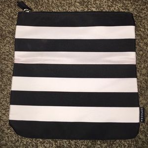Sephora // Makeup Bag