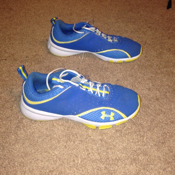 Under Armour shoes - Picture 4 of 4