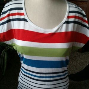 Striped wide sleeve tee with keyhole back