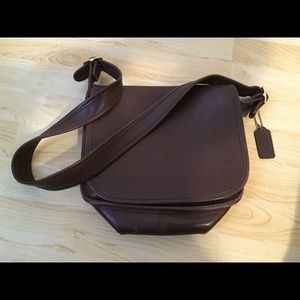 Vintage Coach brown leather cross body bag