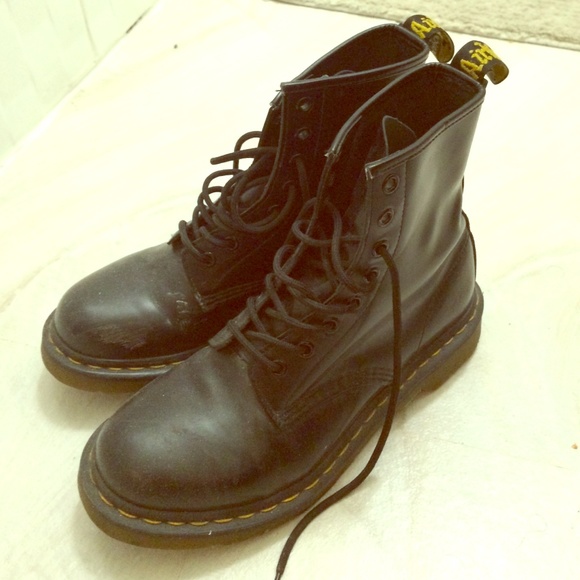 🔥SALE TODAY ONLY🔥Classic 8 Eyelet Doc Martens