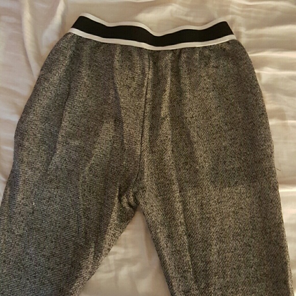 Grey sweat pants - Picture 3 of 3