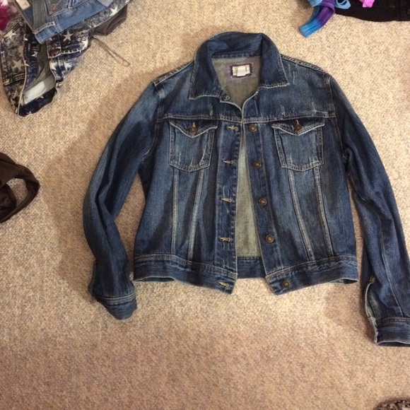 Denim jacket never worn. - Picture 1 of 2
