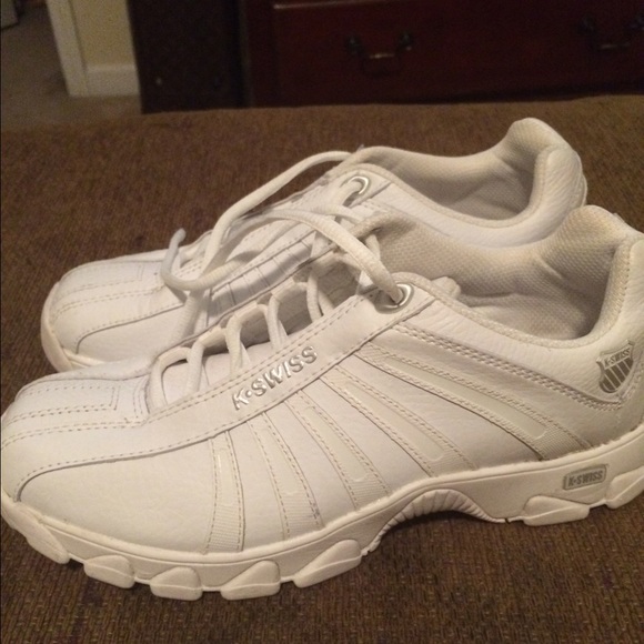 K-Swiss tennis shoes