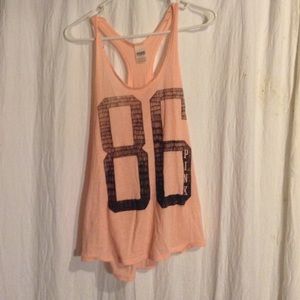 Loose fitting tank top from pink