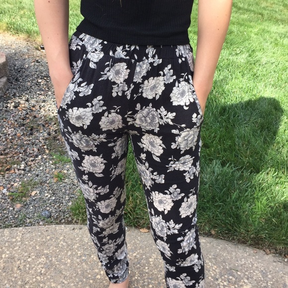 Brandy Melville floral pants