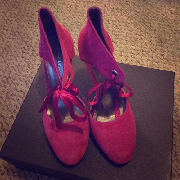 Pink shoes