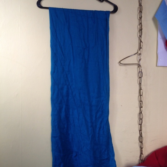Blue scarf