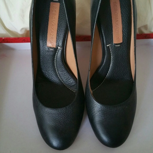 BCBG MAX AZRIA pump