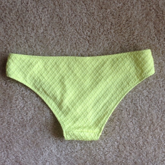 Yellow bikini bottoms - Picture 2 of 3