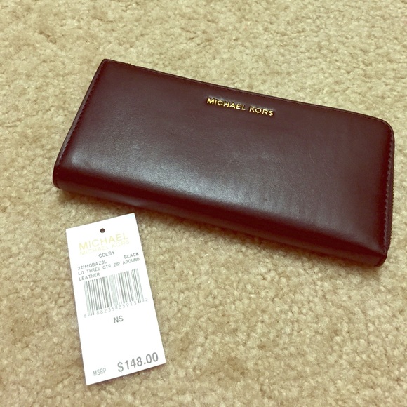 Brand new Michael Kors Colby wallet!