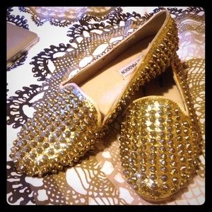 Shoe madden gold studded flats