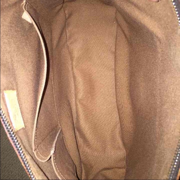 SOLD. Authentic Louis Vuitton Tulum - Picture 4 of 4