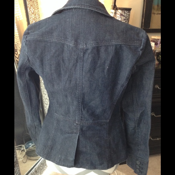 Stretchy denim blazer - Picture 2 of 3