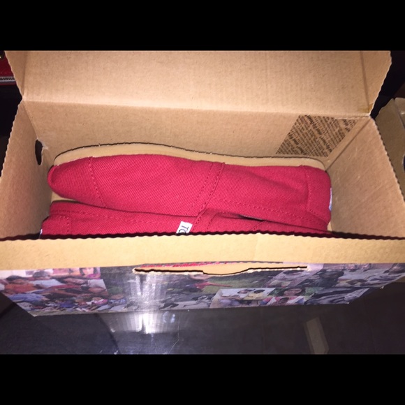 Red Toms