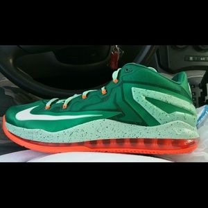 SOLD! NIKE LEBRON 11 LOW "MYSTIC GREEN Size 13