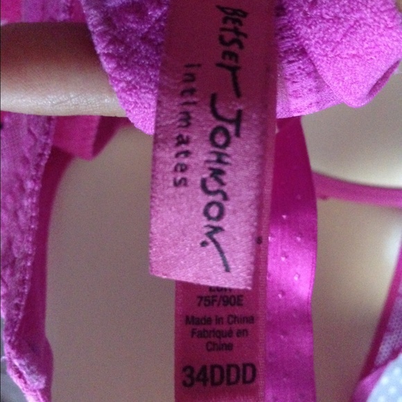 2 brand new bras! - Picture 2 of 3