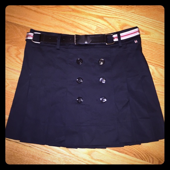 Burberry London pleated skirt with belt, NWOT