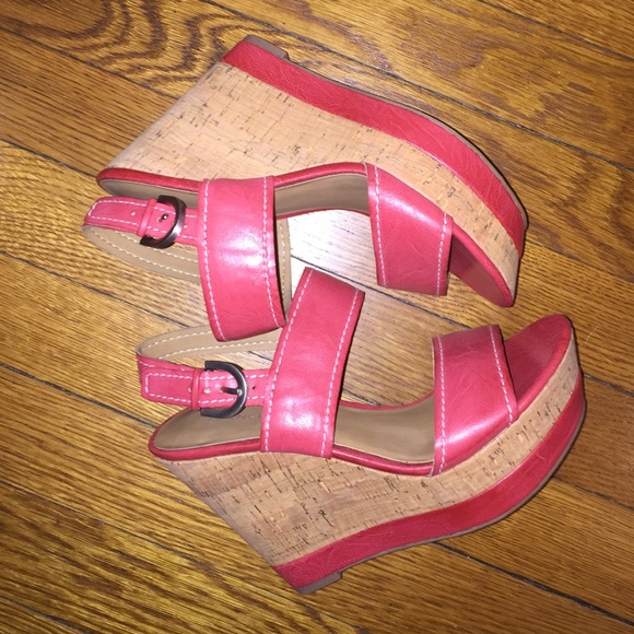 Red Pump