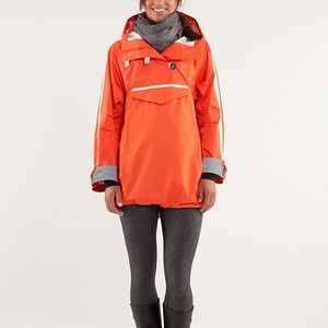 Lululemon Ride On Anorak in Dune