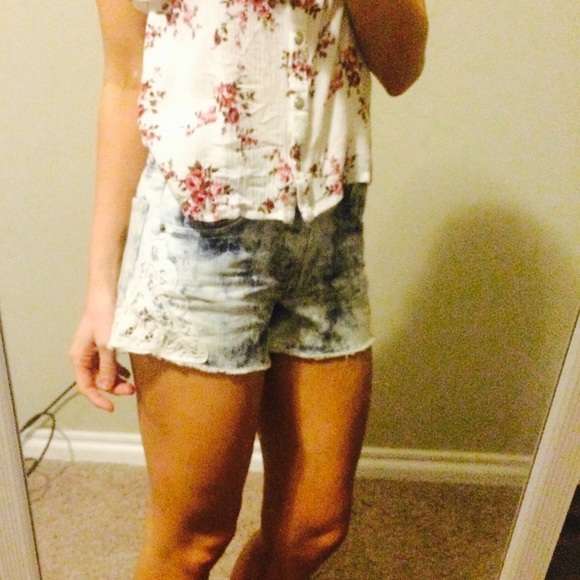 Lace side shorts