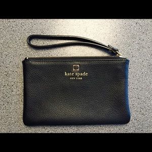 Kate Spade New York Cobble Hill Wristlet Black