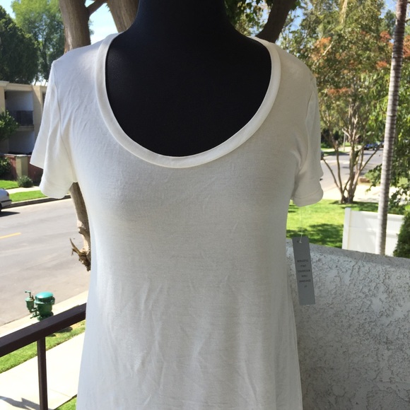 Hi Lo Scoop Neck Tee - Picture 1 of 2