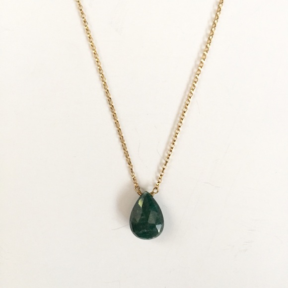 Jewelry - Emerald Teardrop necklace