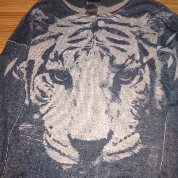 Tiger Long Sleeve Shirt
