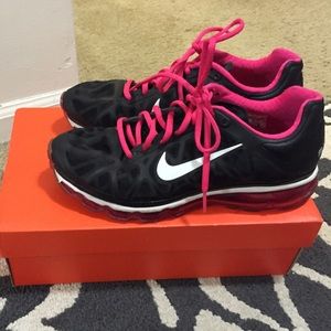 Nike Air Max Black & Pink