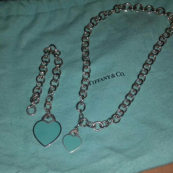 Tiffany & Co clasping link necklace