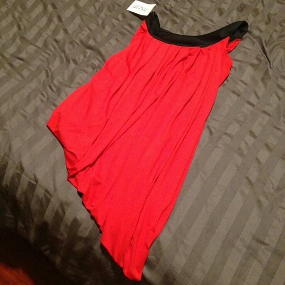 New sexy red dress - Picture 2 of 2