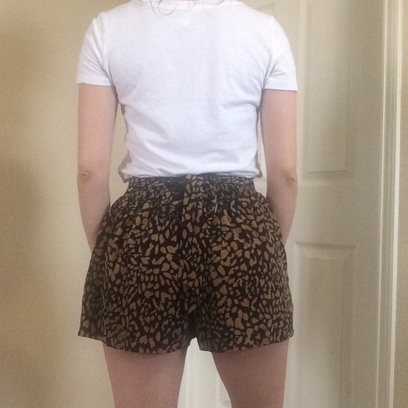 Dressy Animal Print Shorts w/attached tie. SMALL. - Picture 2 of 3