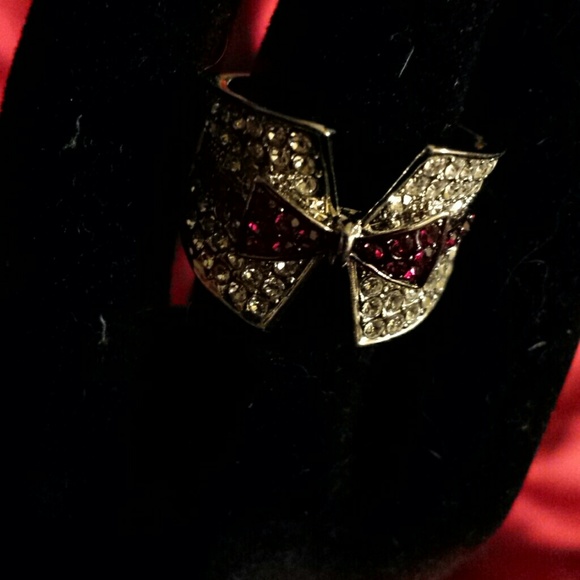 BETSEY JOHNSON ⚰️ Dracula RED BOW TIE TUX RING🦇🥀 - Picture 3 of 4