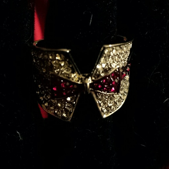 BETSEY JOHNSON ⚰️ Dracula RED BOW TIE TUX RING🦇🥀 - Picture 4 of 4