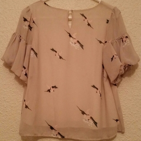 Top - Picture 2 of 2