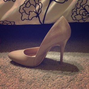 #Forever21 #Forever21Heels  #Beige #BeigeHeels