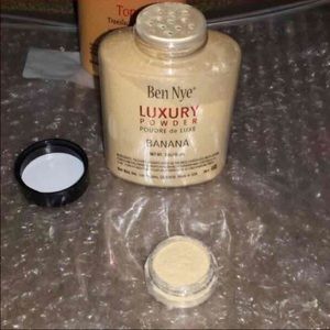 Ben Nye Banana Powder