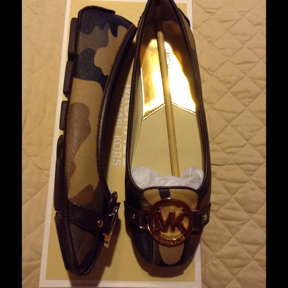 Michael Kors Shoes - Michael Kors Fulton Ballet