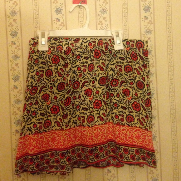 F21 floral skirt