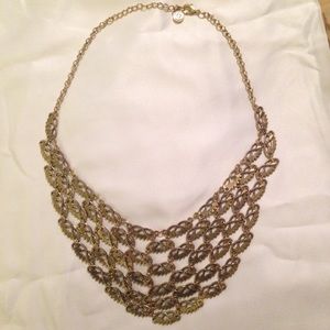 Gold chain necklace